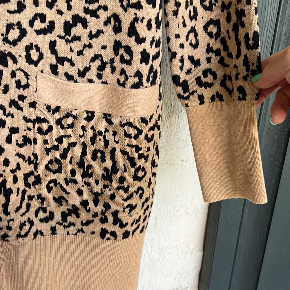J. Crew Leopard Print Relaxed Fit Cotton/Wool V-Neck Cardigan Size XS - Picture 7 of 16